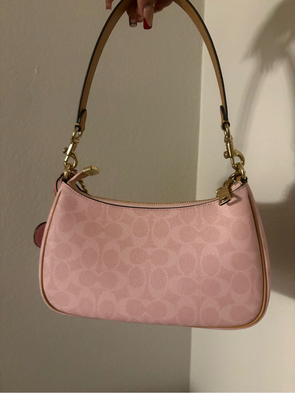 COACH Pink Signature Canvas Shoulder Bag with Gold Hardware - Picture 2 of 5
